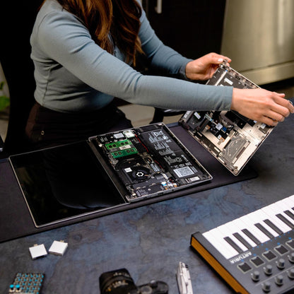 Assembly service for NIMO laptops, offering personalized RAM and SSD installation for optimal performance.